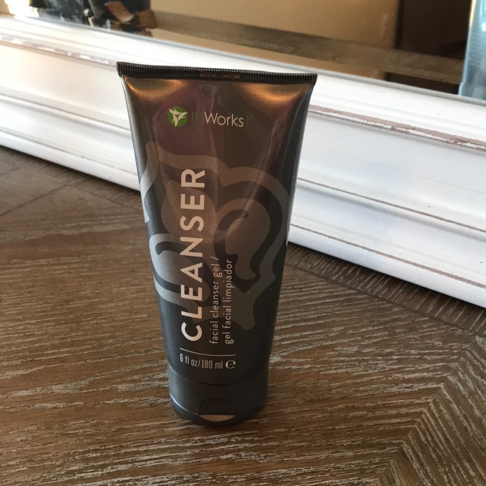 It Works Cleanser
